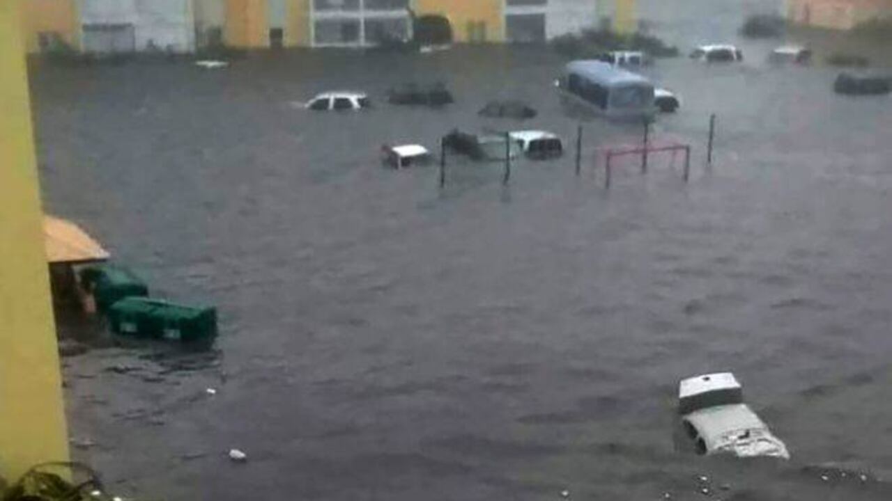Inundaciones en San Martín, territorio francés de ultramar. Foto: AFP