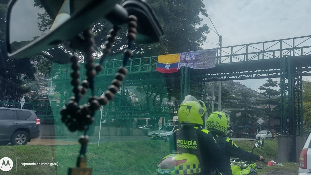 Pancarta de las Farc en Cali
