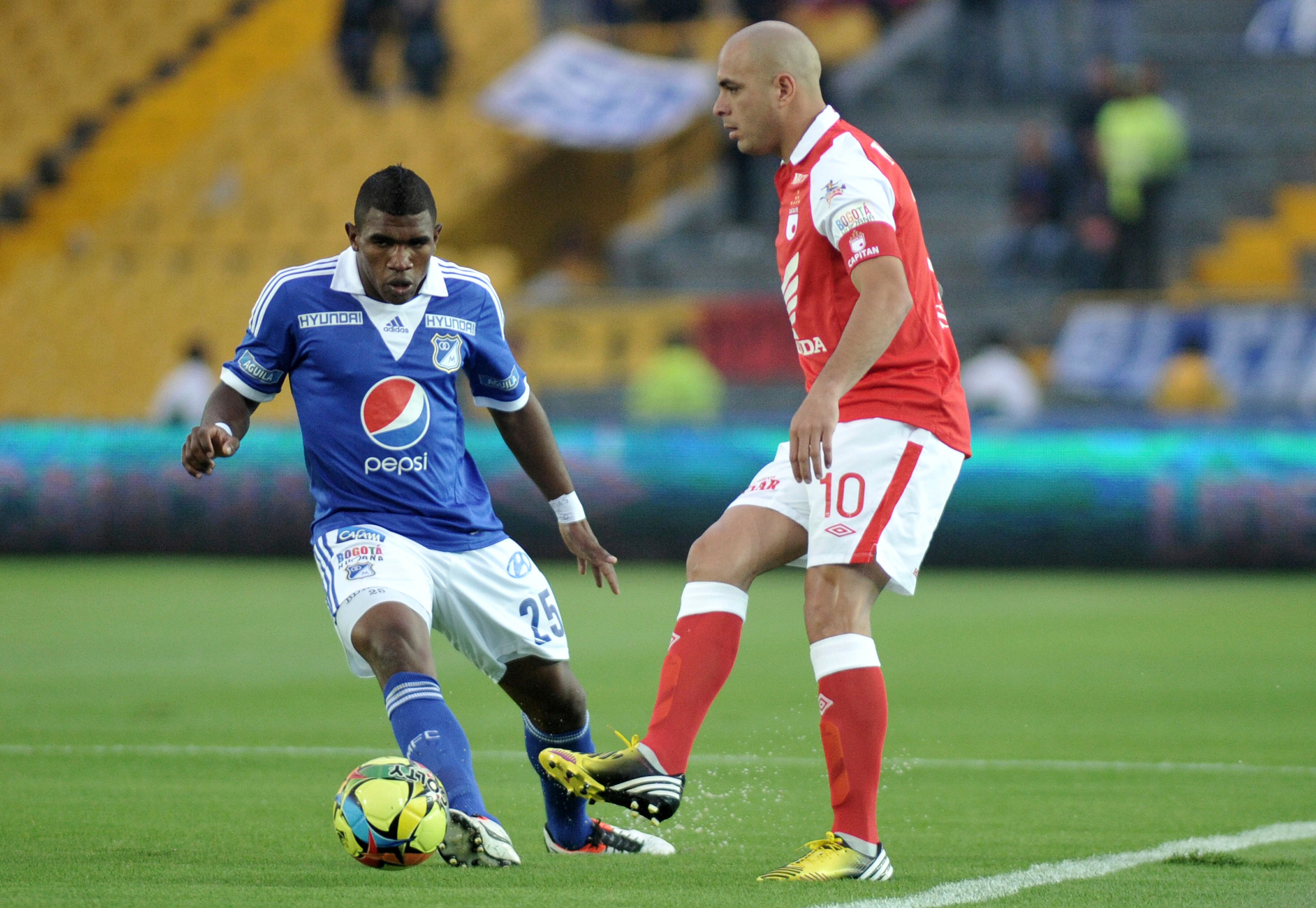 El exfutbolista se encuentra fuera de peligro, según informó el alcalde de Medellín, Federico Gutiérrez.