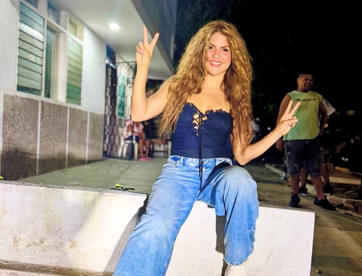 La artista venezolana no pudo desfilar en primera fila con la barranquillera.