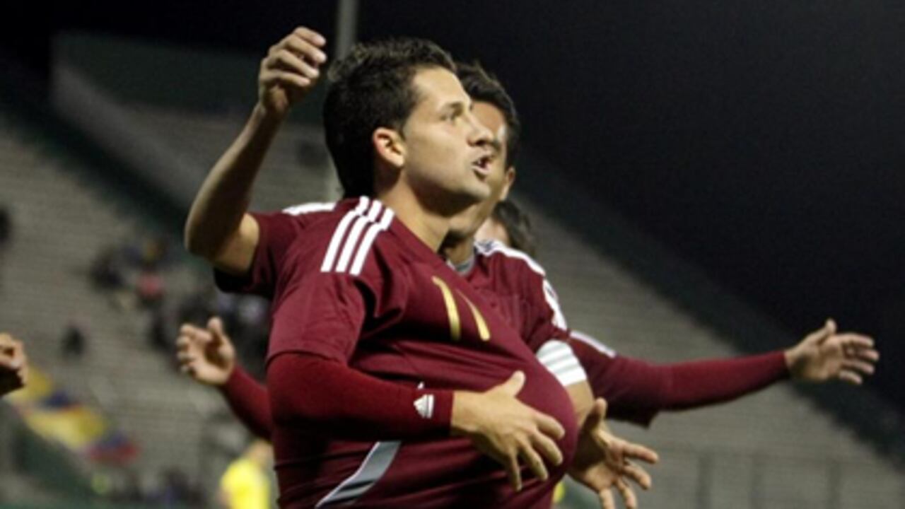 César González festeja su gol que hizo para Venezuela frente a Ecuador.