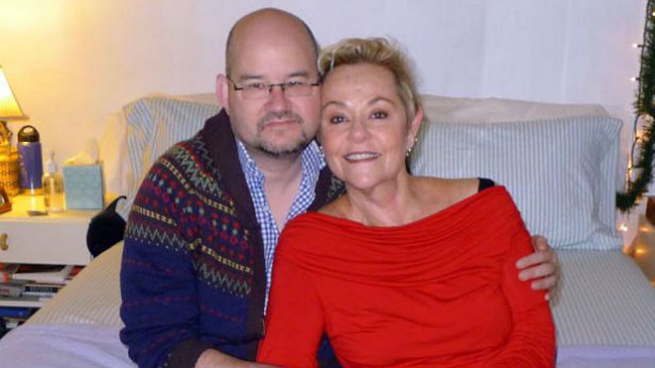 El ingeniero de sistemas Dancey Clive de 45 años y la terapeuta sexual Cheryl Cohen-Greene de 68.