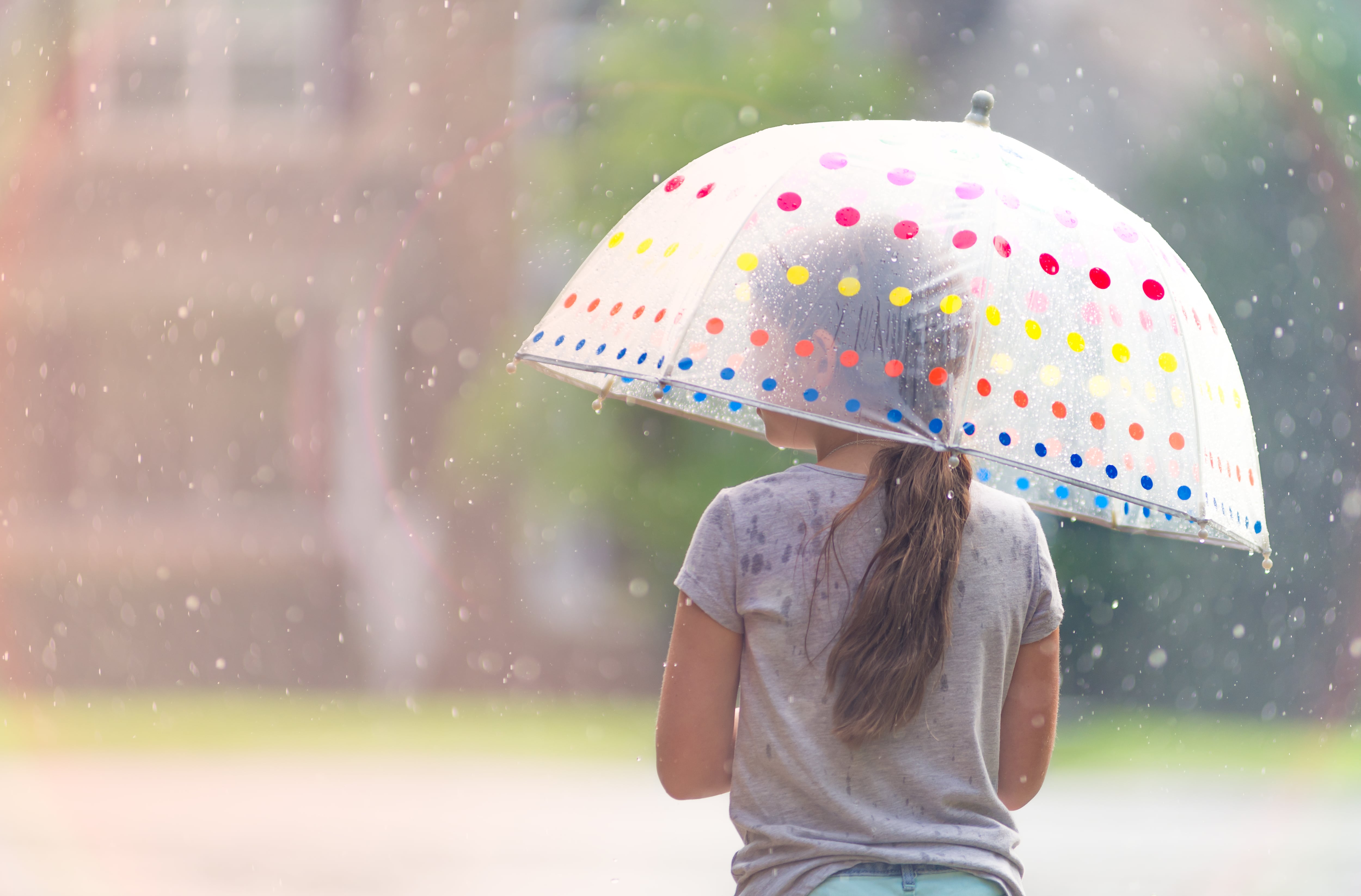 Pese al clima asoleado, se espera la presencia de lluvias esporádicas acompañadas de fuertes vientos