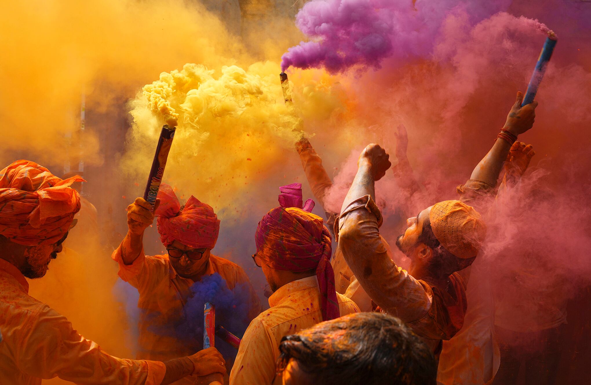En imágenes : los colores del festival Holi en India