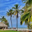 Entre los lugares recomendados para visitar en este hermoso paraíso junto al mar Caribe se encuentran las playas de Mundito, un espacio donde es posible disfrutar de restaurantes con una gastronomía típica y ancestral, recorridos en lancha, pesca artesanal, caminatas ecológicas, alojamiento, piscinas y zonas de recreación.