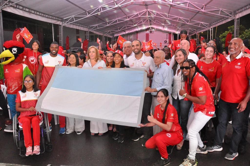Acto entrega bandera del Valle Juegos Nacionales 2023 y Paranacionales 2023.