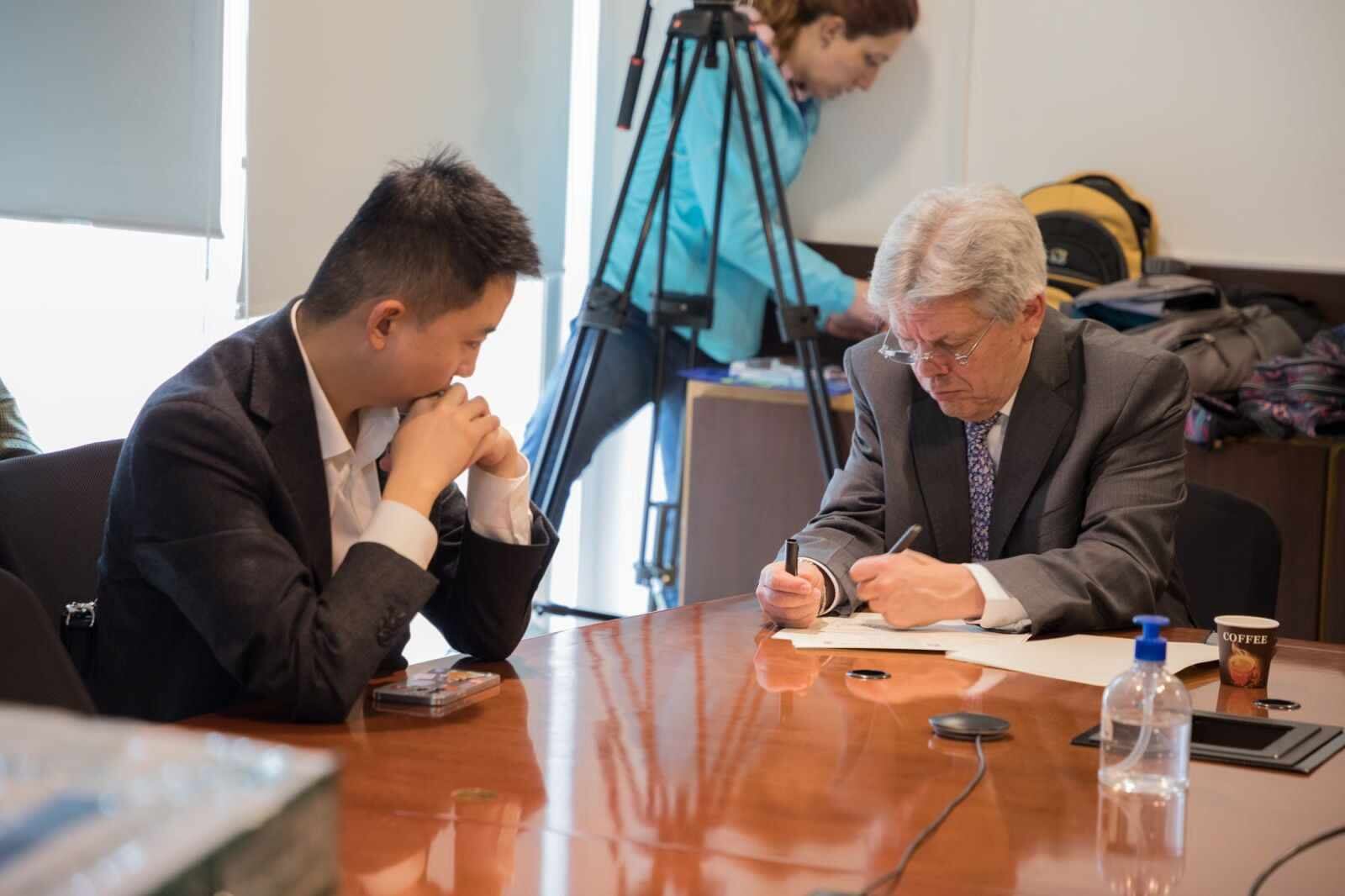 El próximo 5 de septiembre se conocerá el nombre de los grupos internacionales que cumplieron con todos los requisitos.