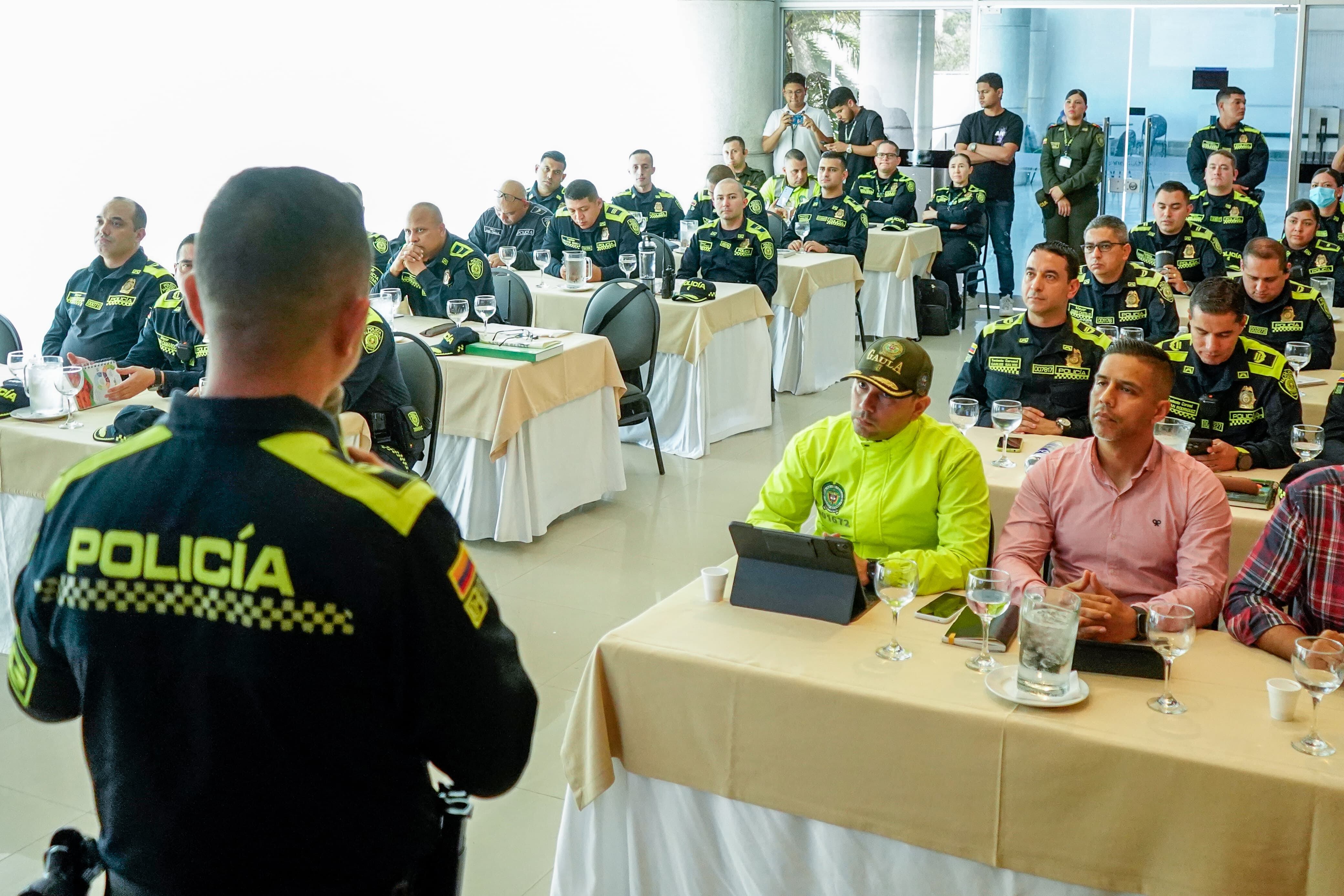 Encuentro de oficiales de la Policía de Barranquilla.