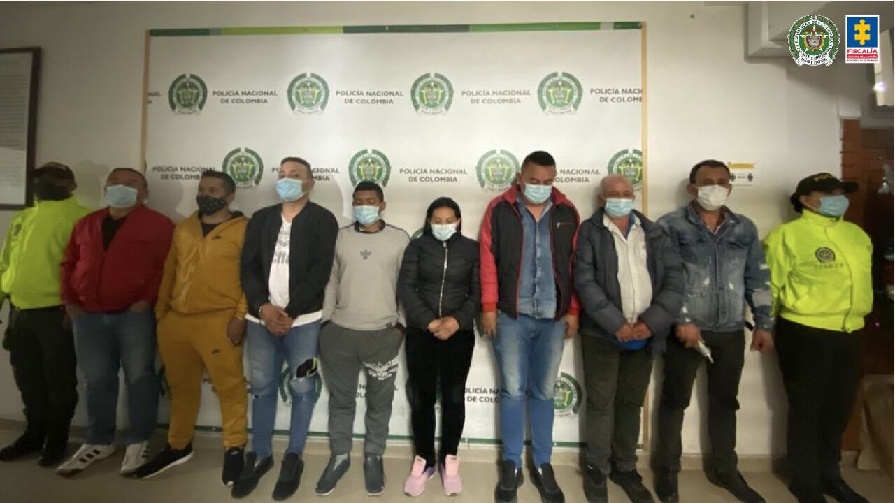 Fiscalía judicializó a “La Naranjas” un grupo de jíbaros. Al menos 12 personas integraban esa organización criminal que logró dominar el tráfico de estupefacientes en la ciudad de Bogotá.