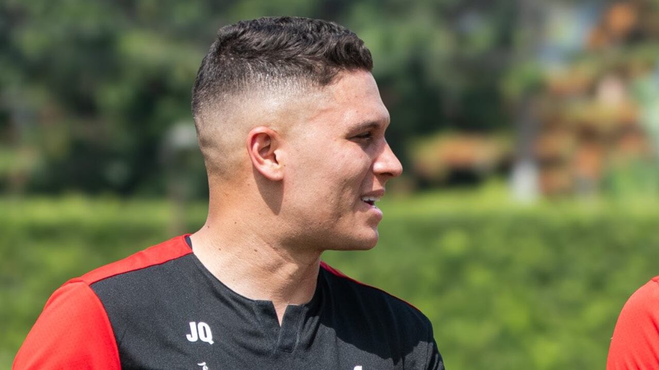 Juan Fernando Quintero en los entrenamientos de América
