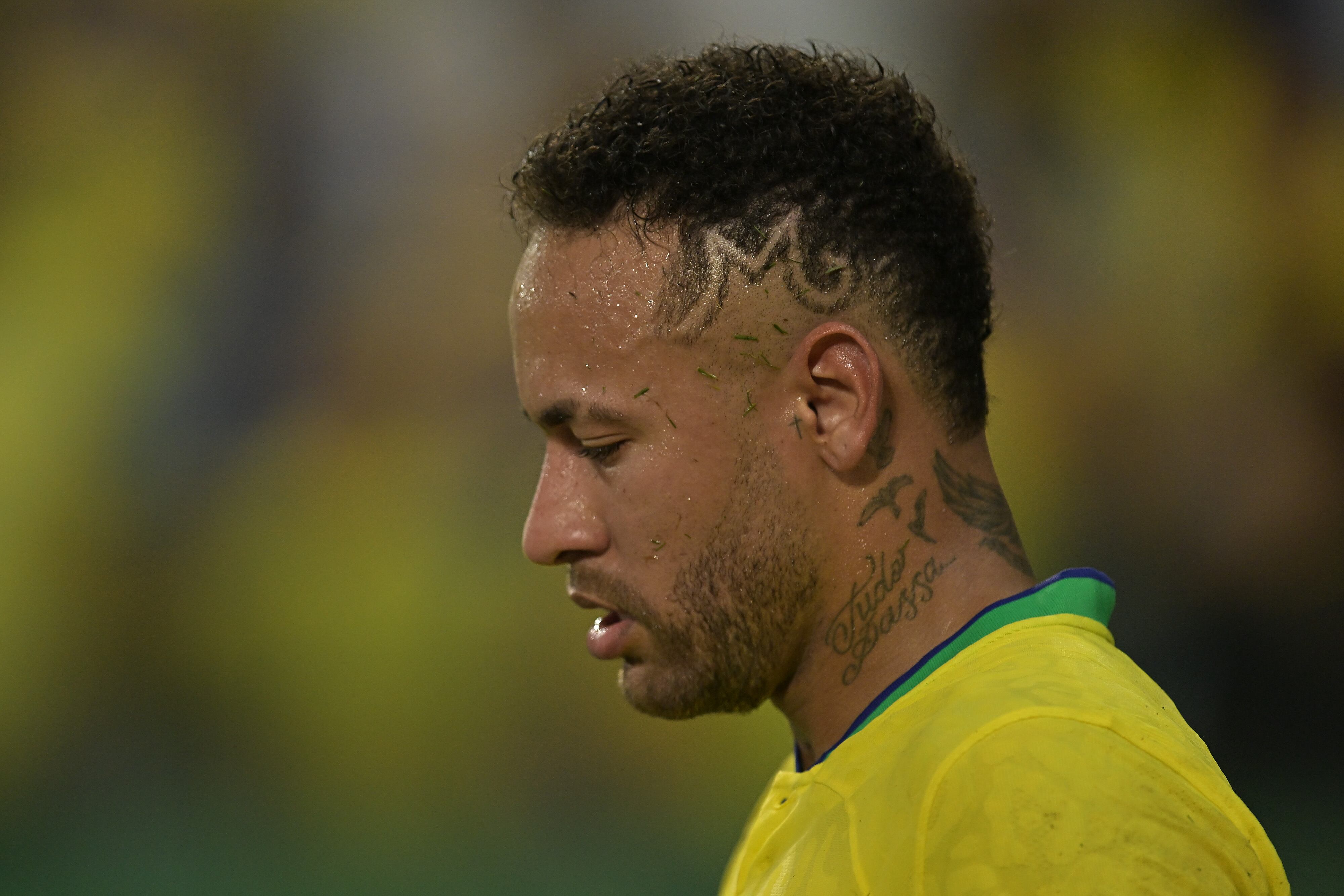 CUIABA, BRAZIL - OCTOBER 12: Neymar Jr. of Brazil looks on during a FIFA World Cup 2026 Qualifier match between Colombia and Uruguay at Arena Pantanal on October 12, 2023 in Cuiaba, Brazil. (Photo by Pedro Vilela/Getty Images)