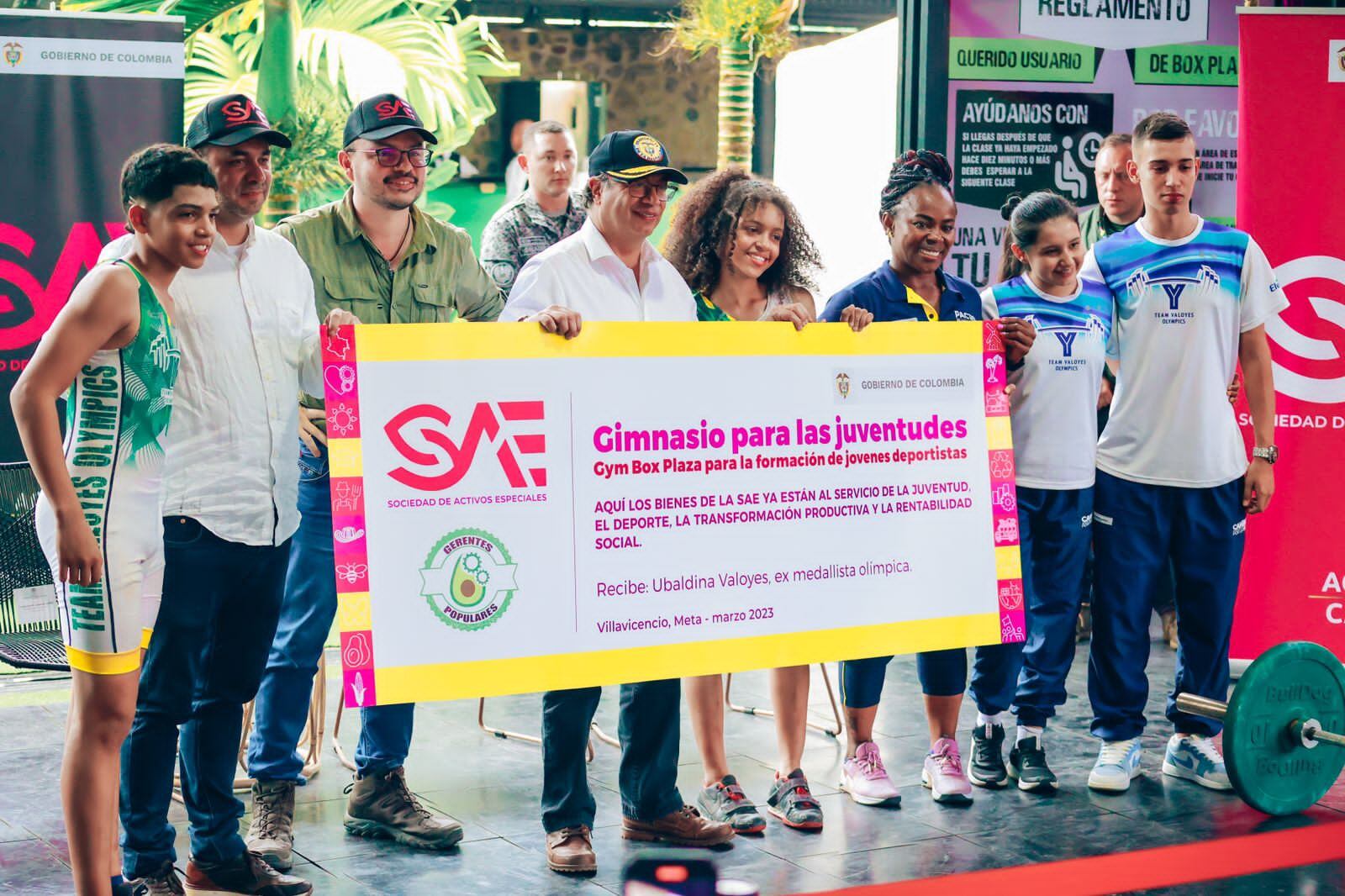 Entrega de predio de la SAE por parte del presidente Gustavo Petro y el alcalde Felipe Harman