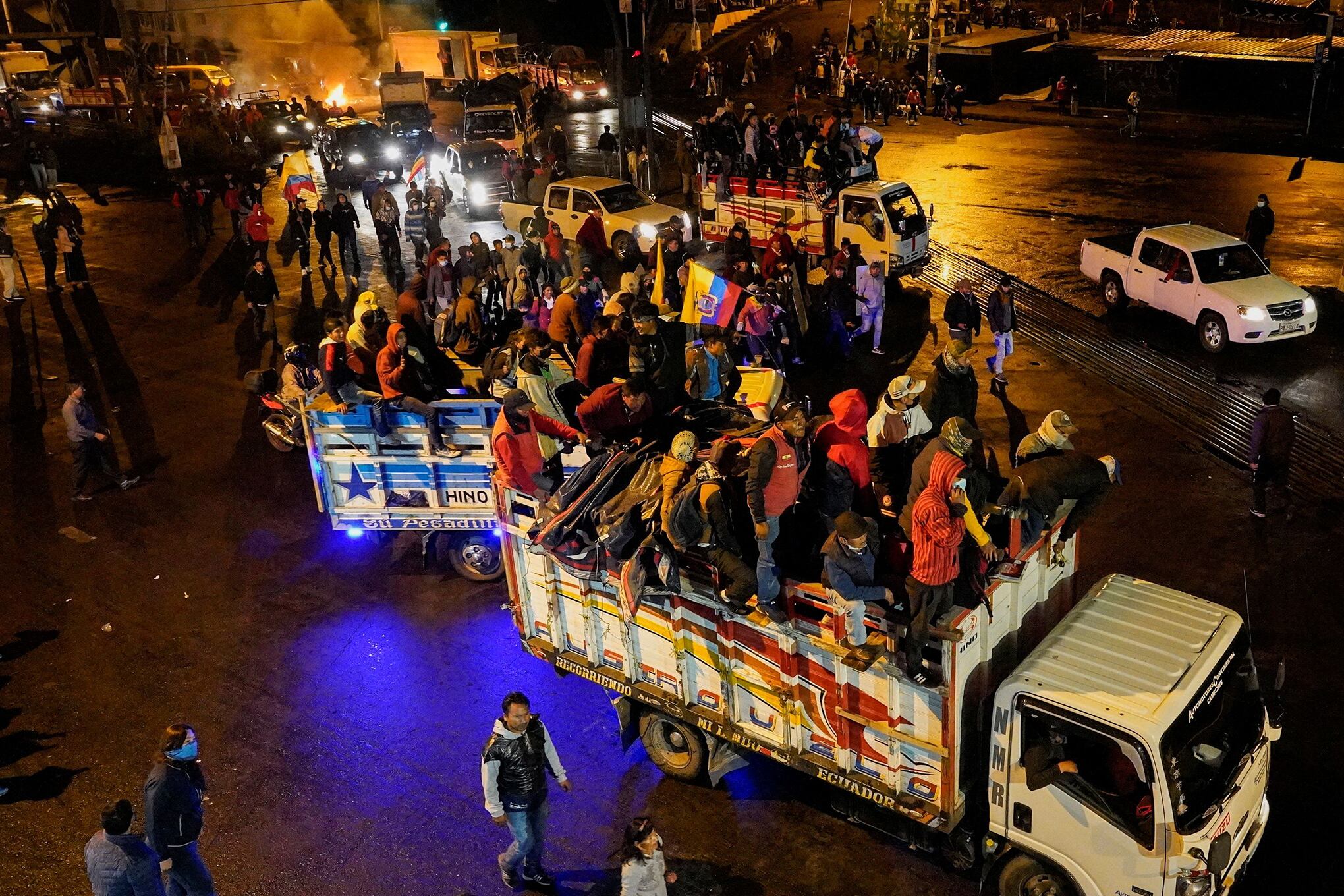 En imágenes : Miles de manifestantes indígenas de Ecuador marchan sobre la capital