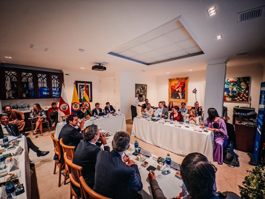 El presidente electo Abelardo De La Espriella junto a los ministros designados durante su tercer consejo de gobierno.