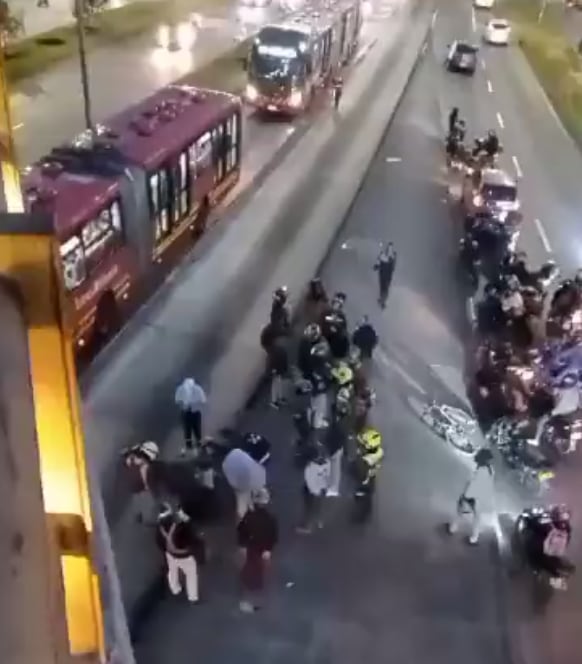 Hasta el momento se desconoce el estado de salud del motociclista.