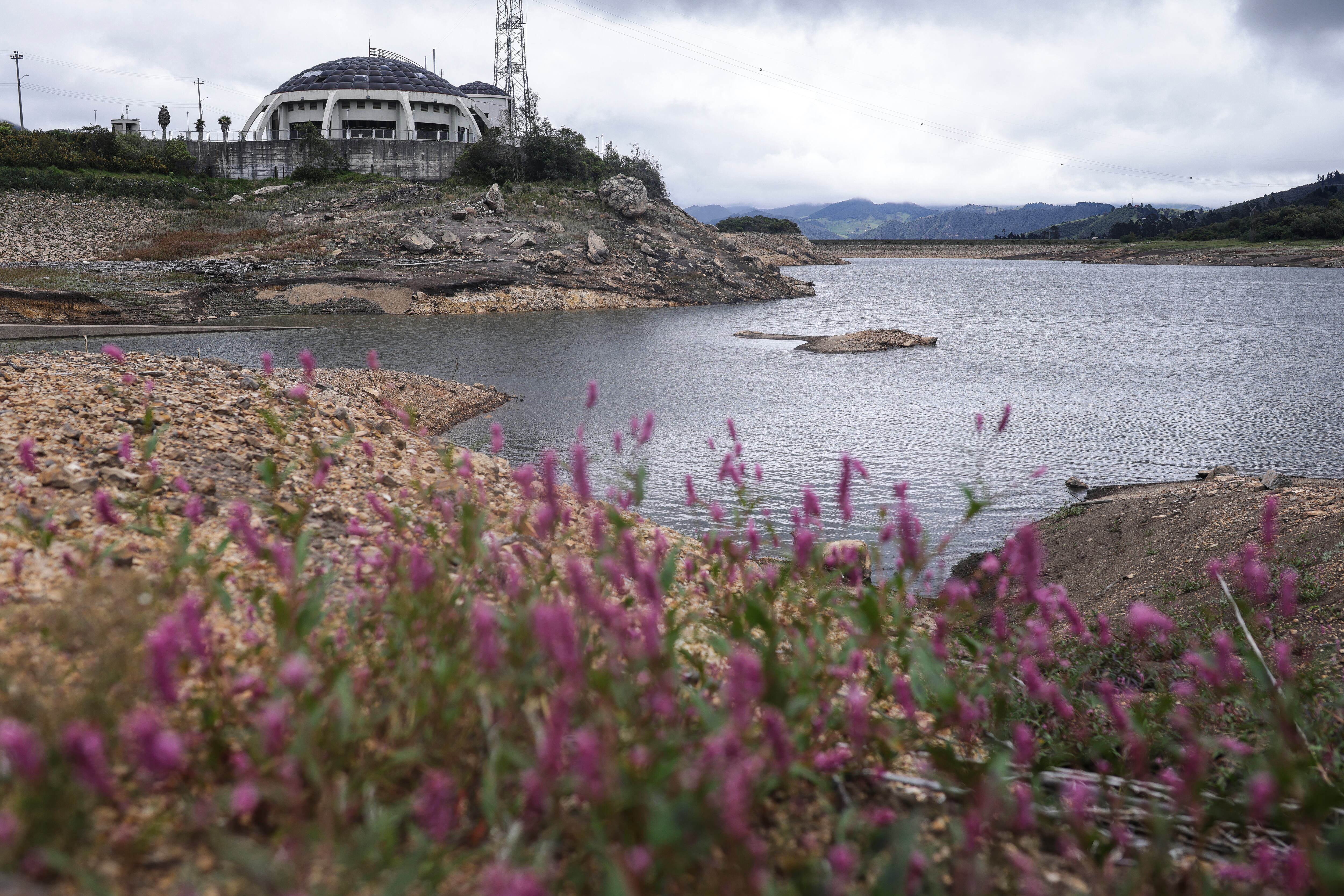 Embalse San Rafael, municipio de la Calera