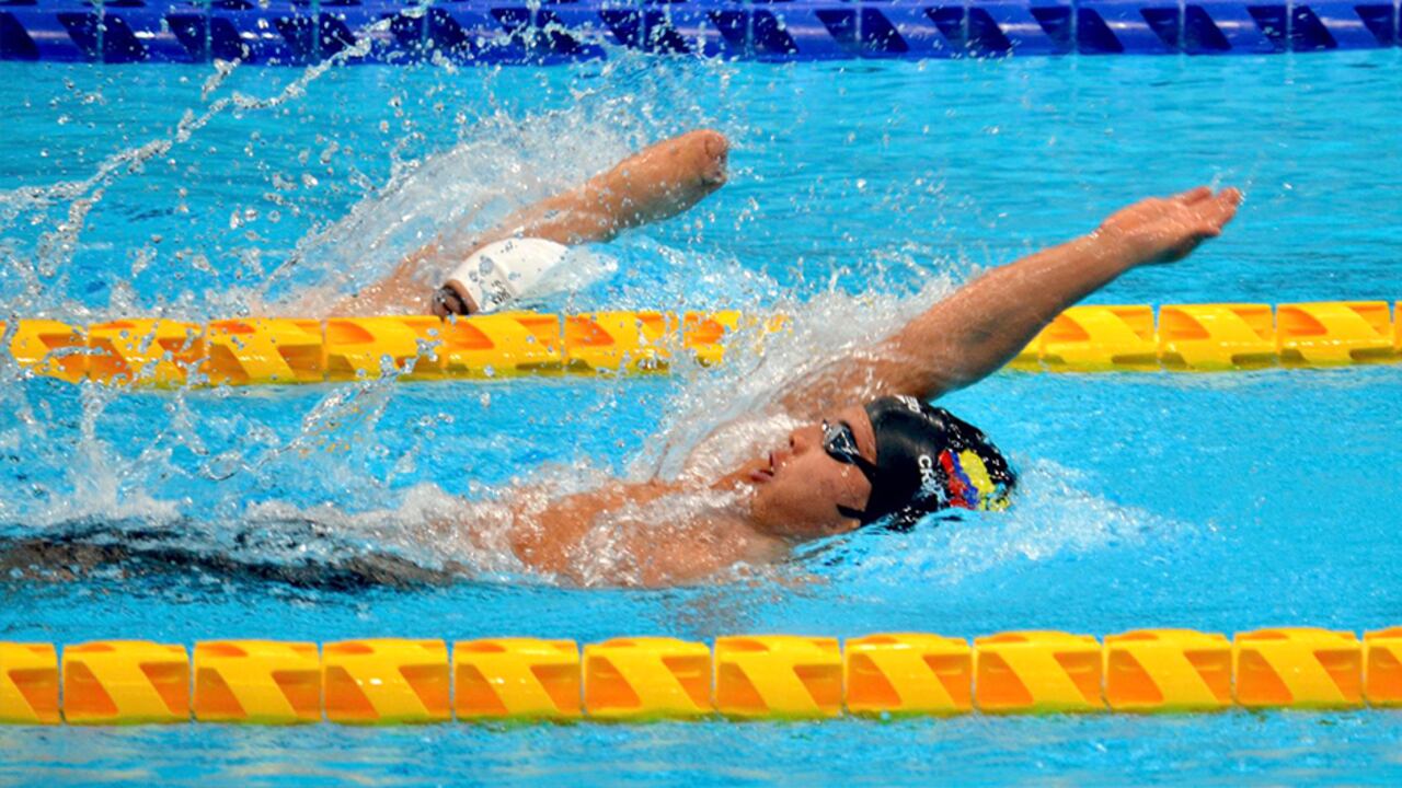 El nadador Nelson Crispín batió el récord mundial de paranatación, en la prueba de los 200 metros combinado.
