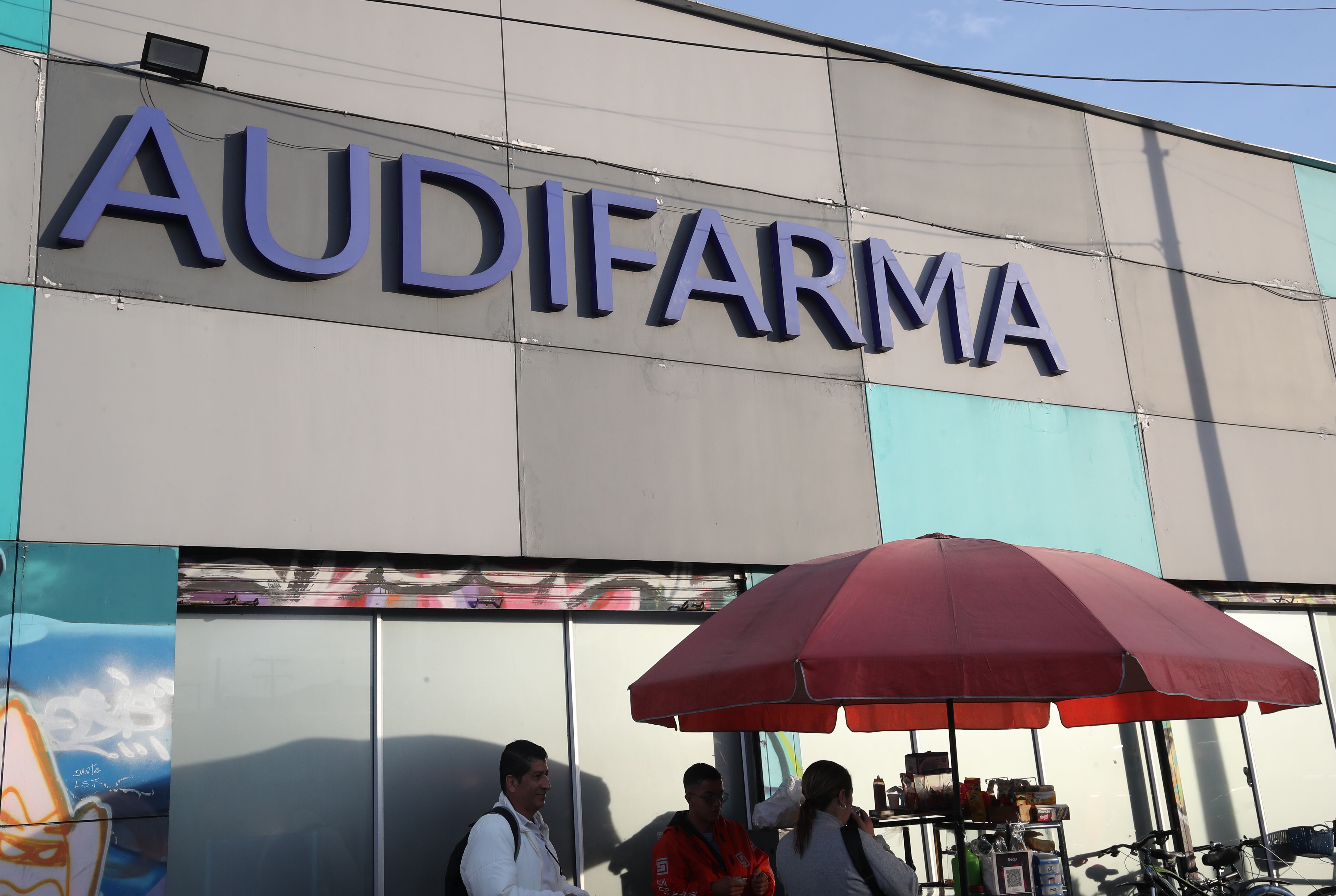 Crisis de medicamentos en Colombia, Audifarma  Nova al occidente de Bogotá uno de los mayores gestores farmacéuticos.
Bogota marzo 28 del 2025 
Foto Guillermo Torres Reina - SEMANA