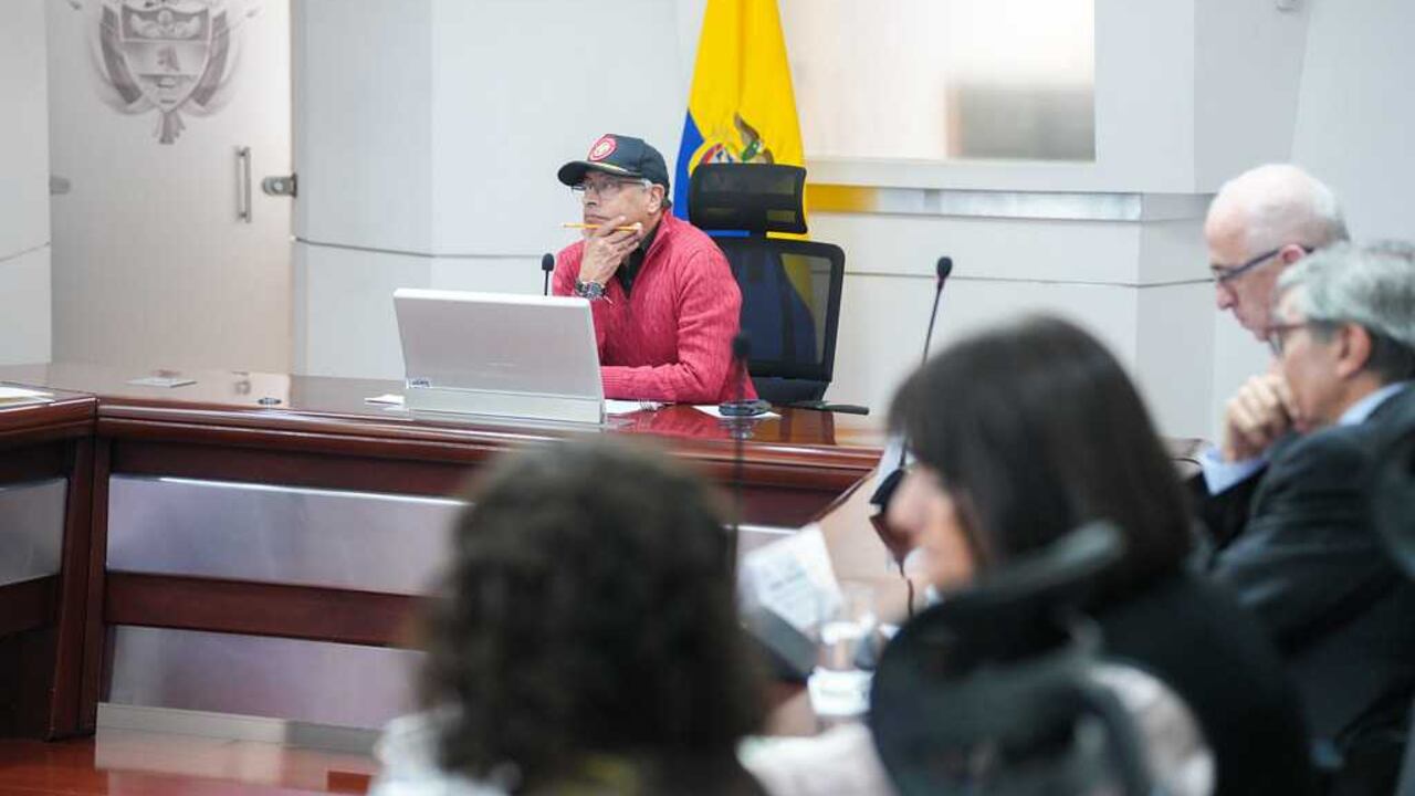 Presidente Gustavo PetroPreside