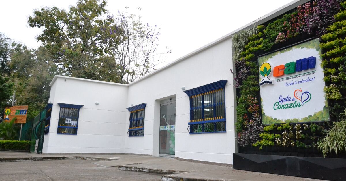 Instalaciones de la Corporación Autónoma Regional del Alto Magdalena (CAM).
