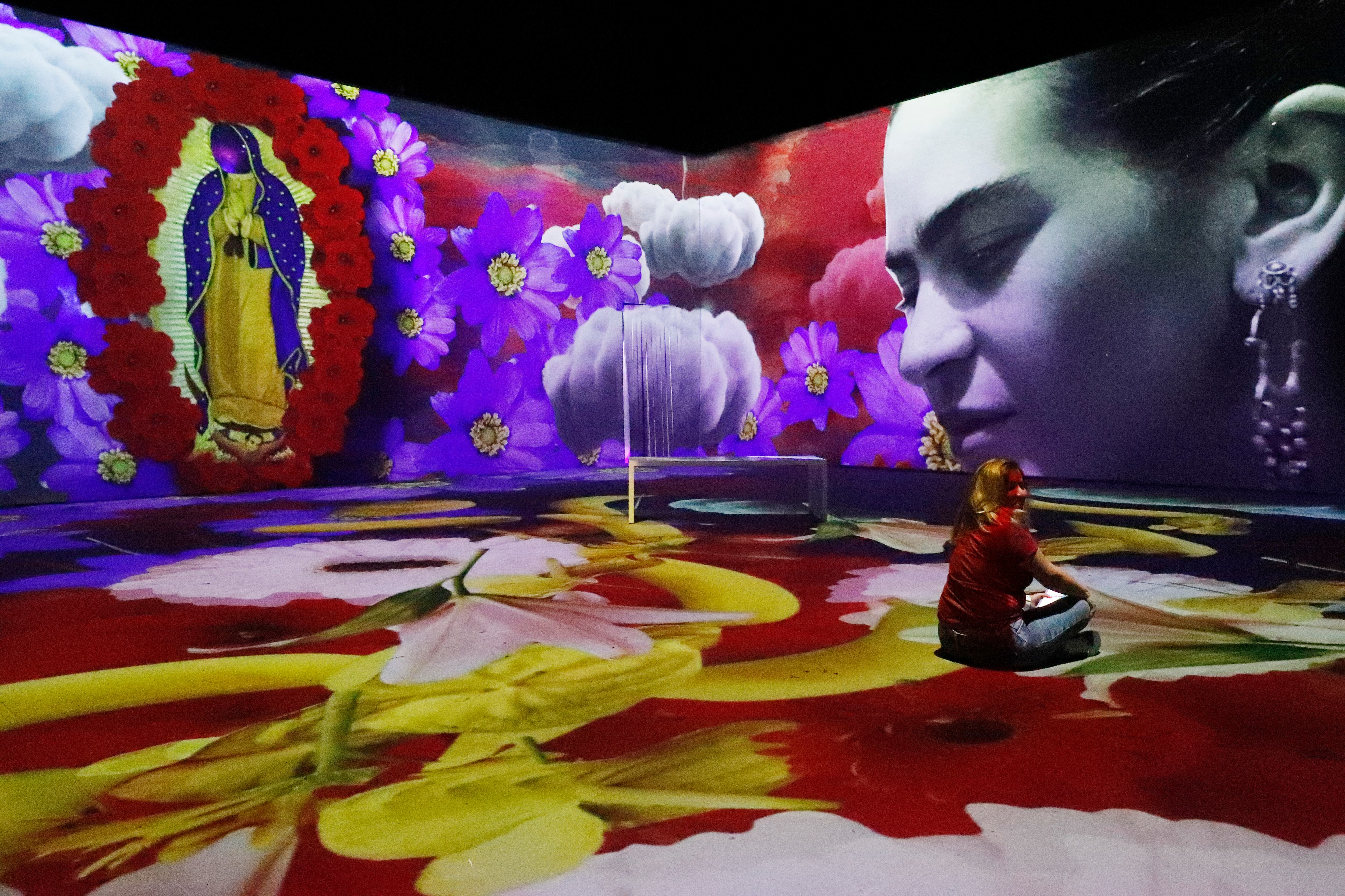 Exposición inmersiva “Frida Kahlo, La Vida de un Icono” en Unicentro en Bogotá.