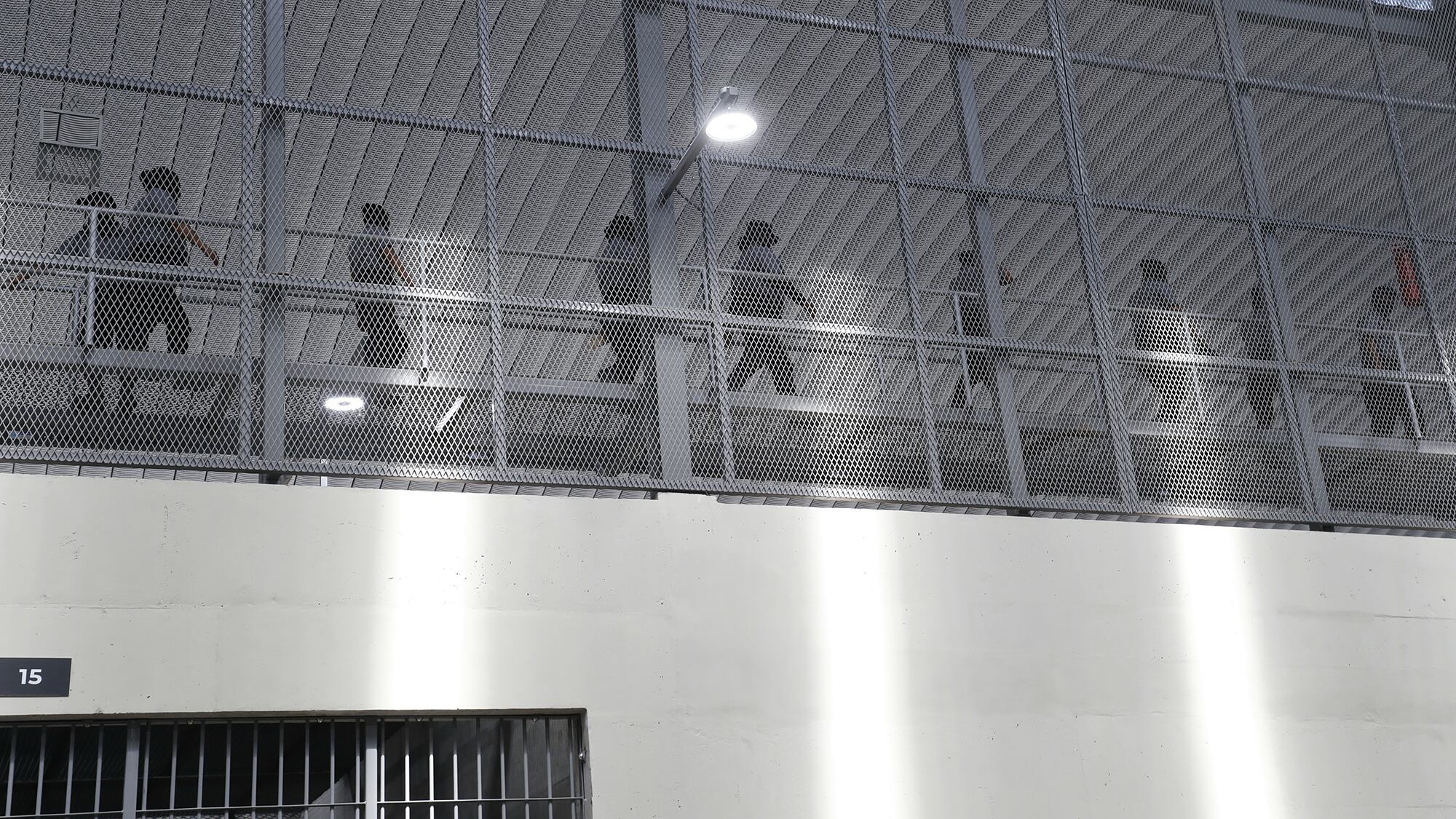 Centro de Confinamiento del Terrorismo" (CECOT)