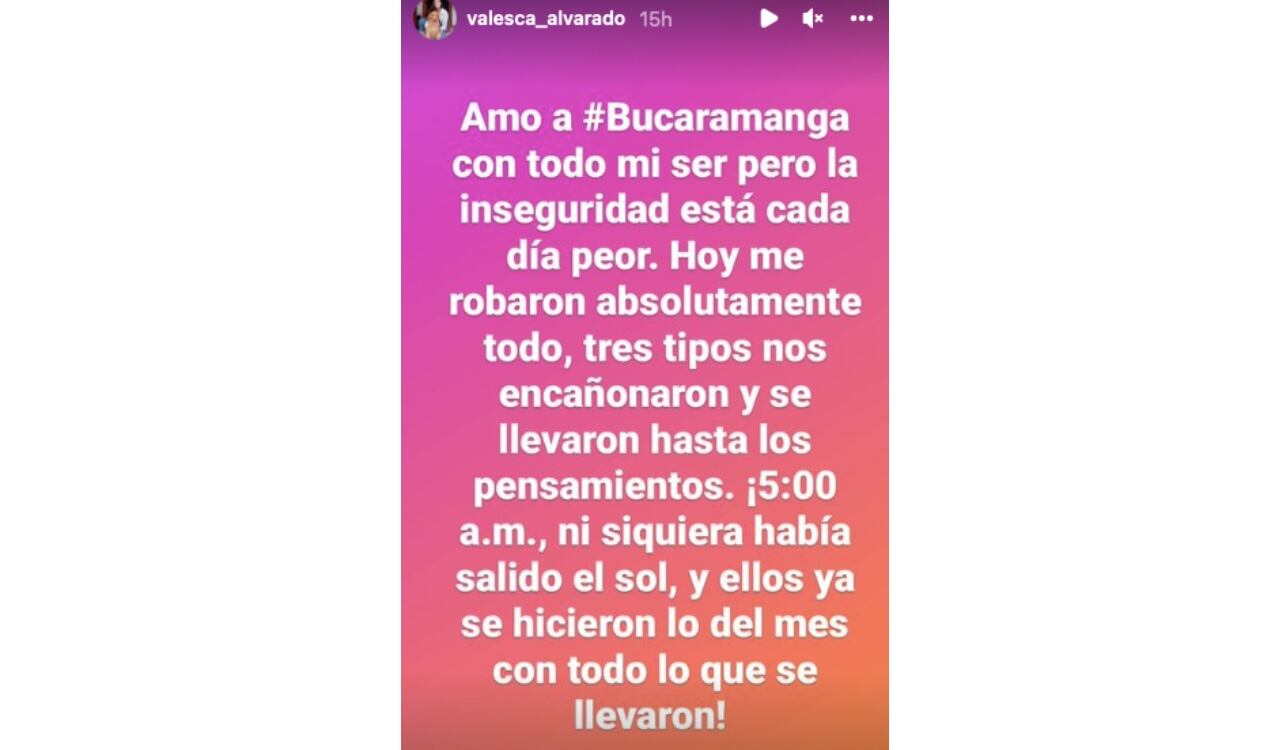 En las historias de su perfil de Instagram, la periodista denunció el robo
