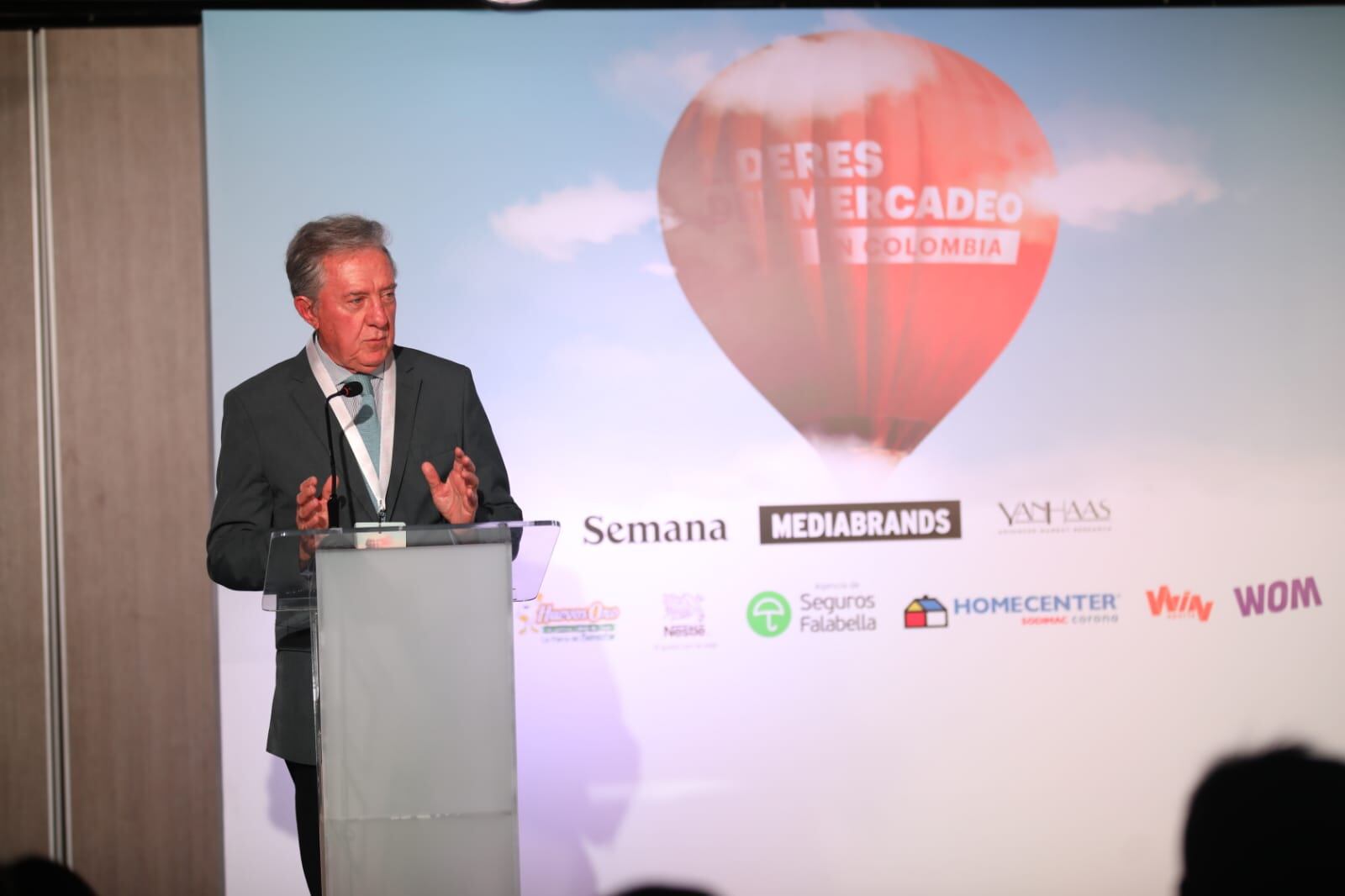 Oswaldo Acevedo, Fundador y presidente de la Junta Directiva de YanHaas