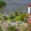 Buenaventura como destino turístico. El pasado miércoles 22 de noviembre, Buenaventura recibió por primera vez un crucero en su puerto. En el navío bautizado MS Hamburg arribaron cuatrocientos turistas alemanes, que desembarcaron para conocer la oferta cultural, gastronómica y natural del distrito especial.