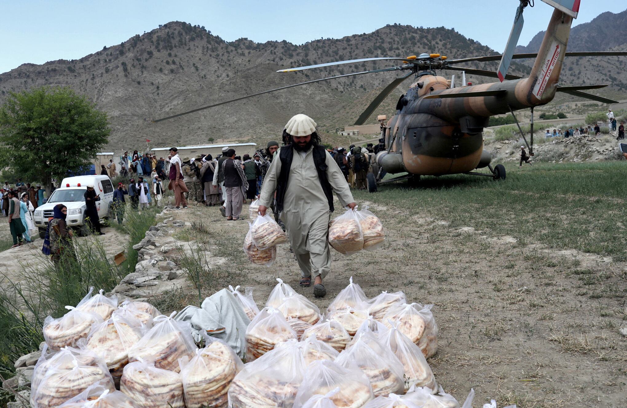 En imágenes : Terremoto mortal sacude Afganistán