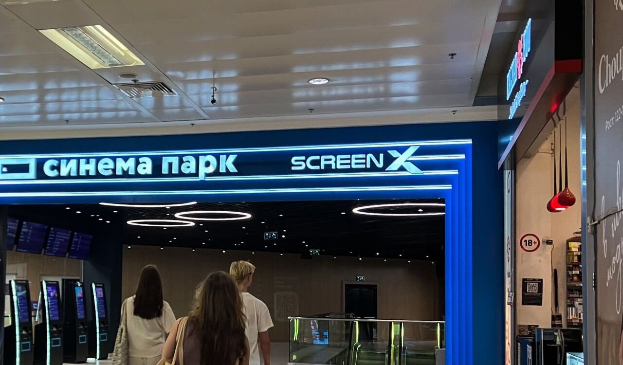 Las salas de cine en Rusia no promocionan la película de Barbie pero sí la proyectan