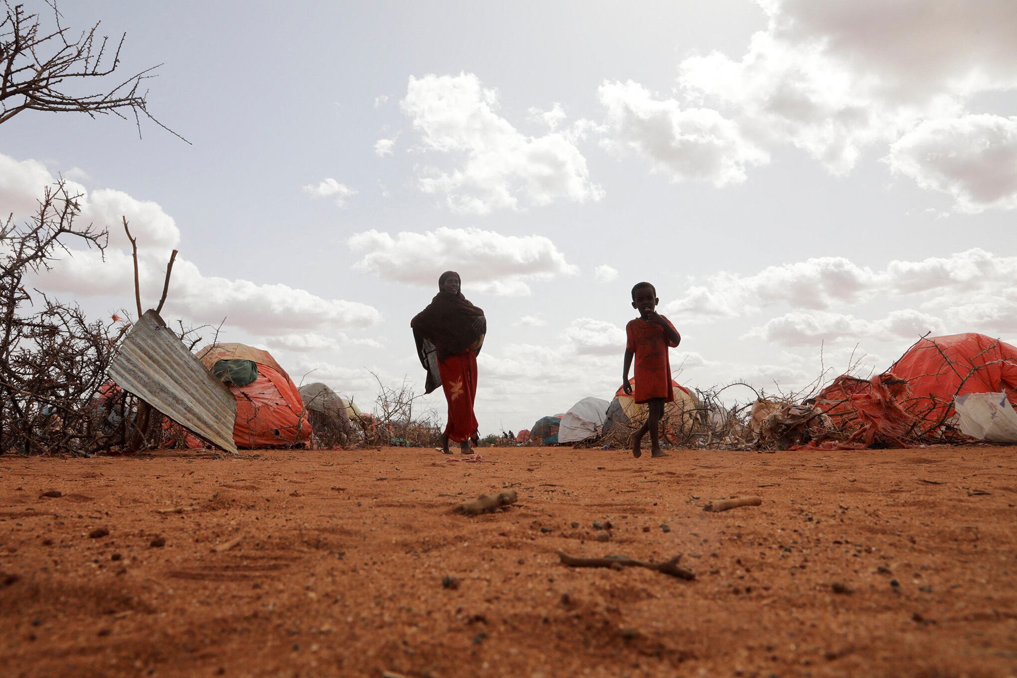 En imágenes : Mientras crece el hambre en Somalia, los bebés comienzan a morir