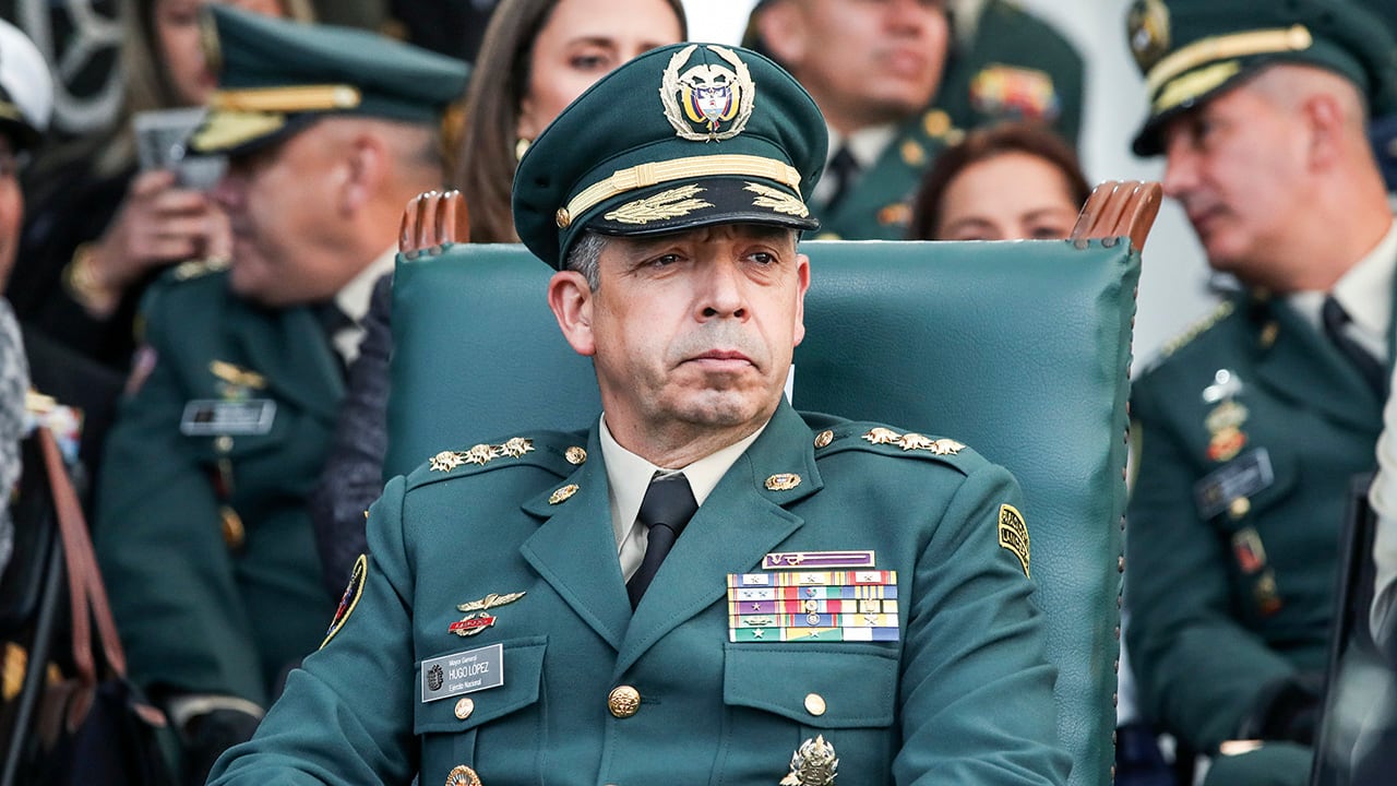 El general Hugo López, hasta ayer comandante de las Fuerzas Militares, fue crítico de la paz total y defendió la Constitución.