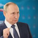 Russian President Vladimir Putin answers journalists' questions following a trilateral meeting on Syria with his Iranian and Turkish counterparts in Tehran on July 19, 2022. (Photo by Sergei SAVOSTYANOV / SPUTNIK / AFP)