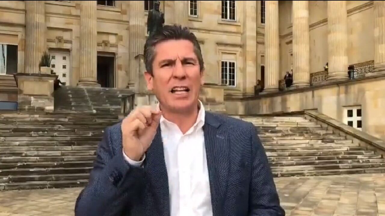 Ricardo Ferro radicó un proyecto en el congreso de la República que podría volver obligatoria la vacuna contra el COVID-19