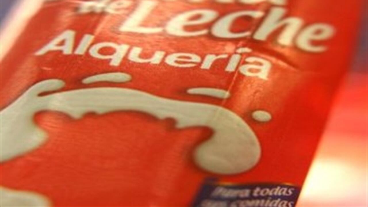 La Alquería busca precios competitivos y que exista una administración de inventarios compartidos bajo la idea de generar un esquema de entregas óptimo. Dependiendo de este funcionamiento se establecen los descuentos en volúmenes y escalas de precios.