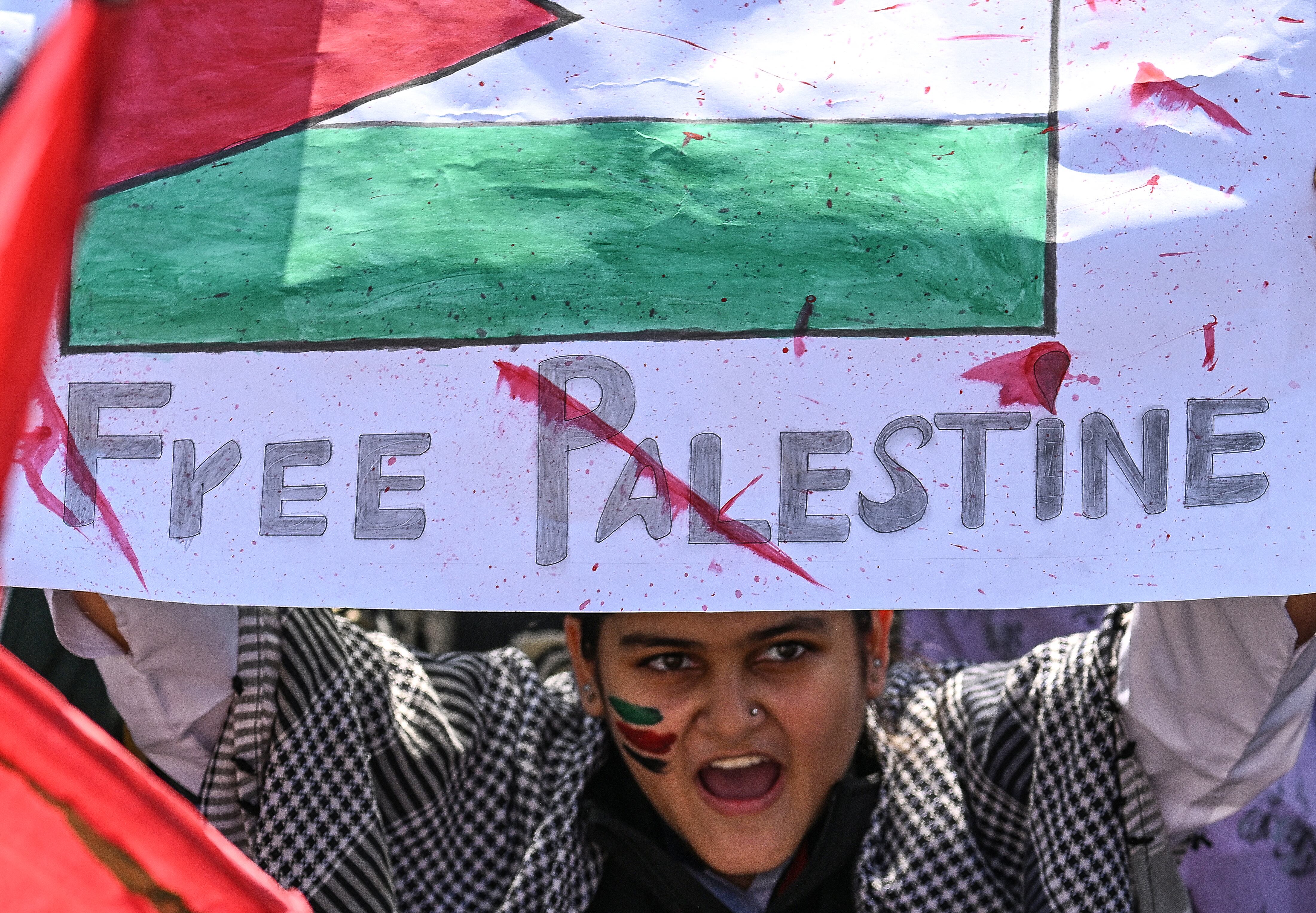 Los palestinos en el mundo celebran el acuerdo de paz entre Israel y Hamás. (Photo by Aamir QURESHI / AFP)