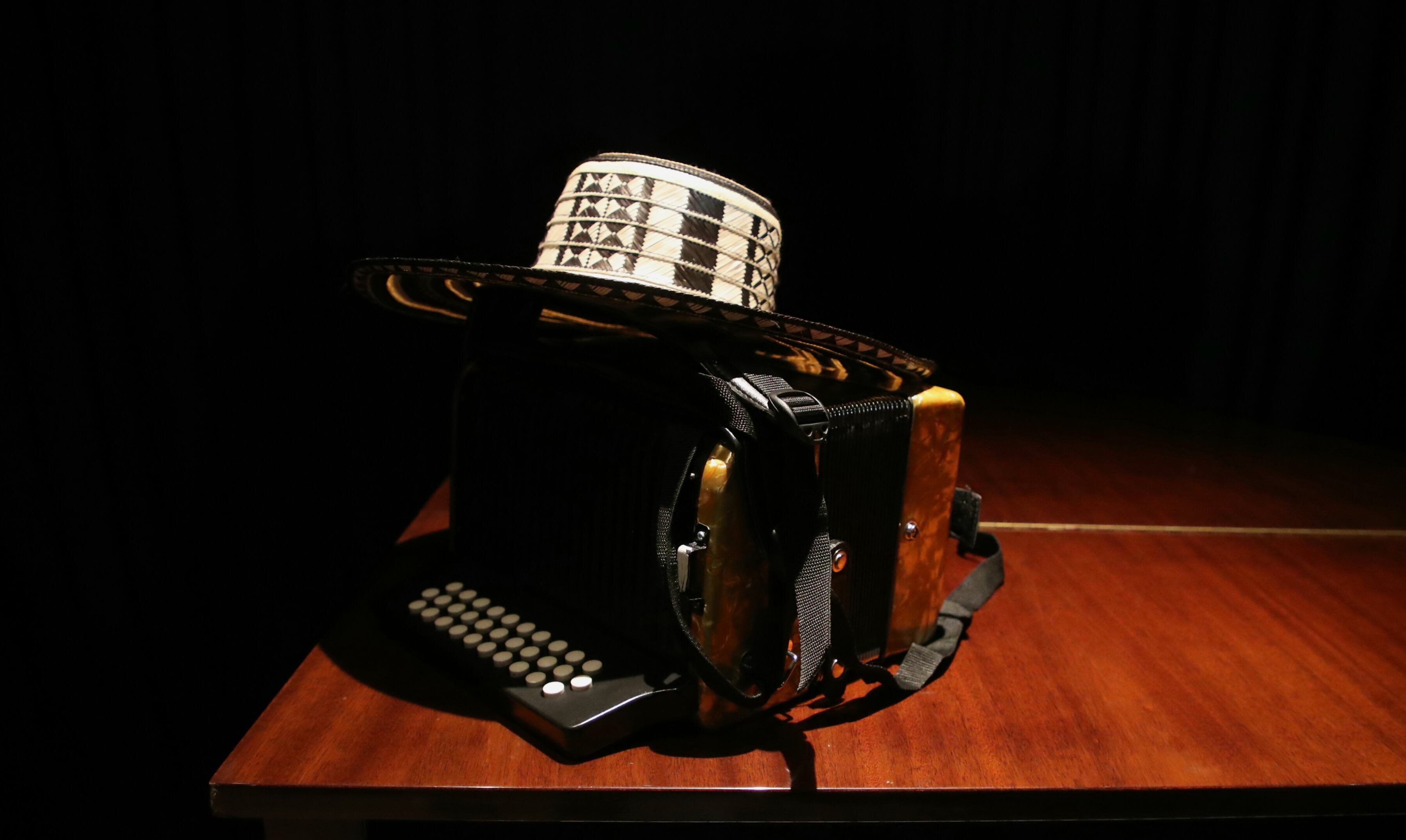 Sombrero y acordeón de Egidio Cuadrado