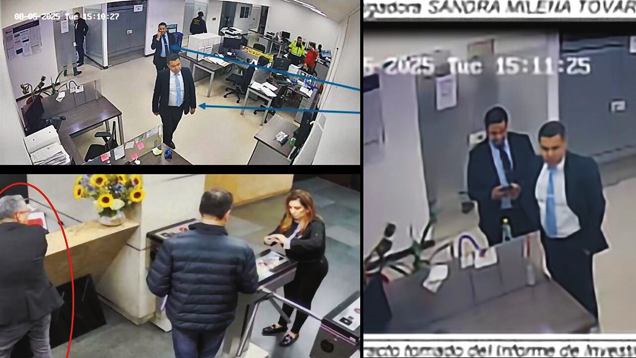  Los oficiales ahora capturados quedaron en los videos de seguridad de la URI, mientras buscaban la denuncia en su contra.