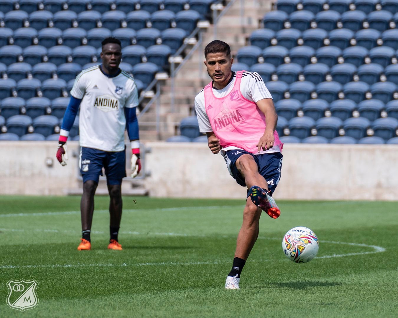 Millonarios prepara el duelo amistoso ante Crystal Palace.