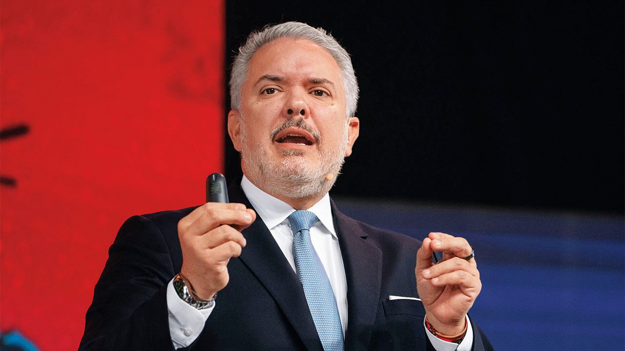 El expresidente Iván Duque habla de varios temas de interés nacional.