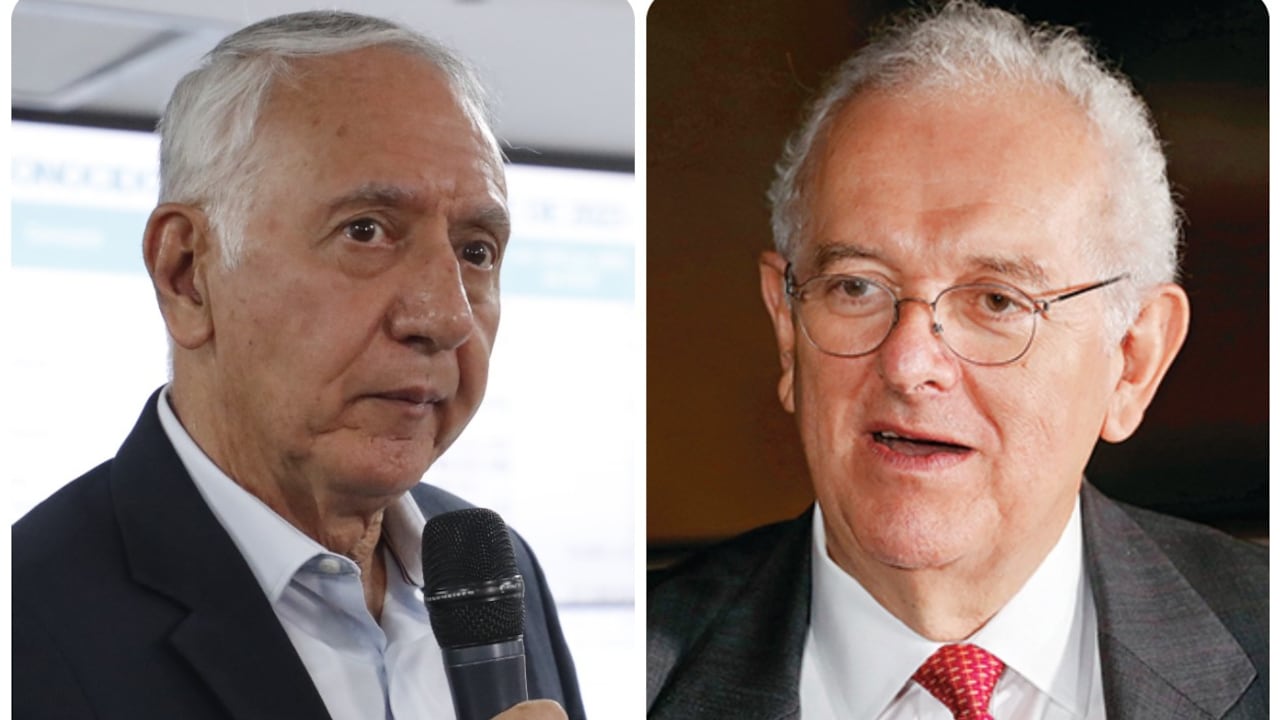 El ministro de Salud, Guillermo Alfonso Jaramillo, y el exministro de Hacienda, José Antonio Ocampo.