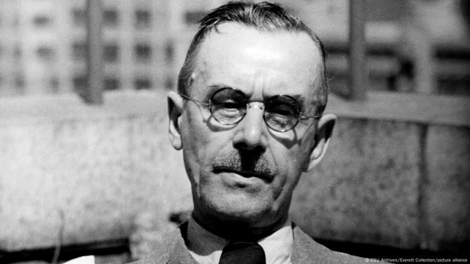 Los nazis le retiraron a Thomas Mann la ciudadanía alemana.