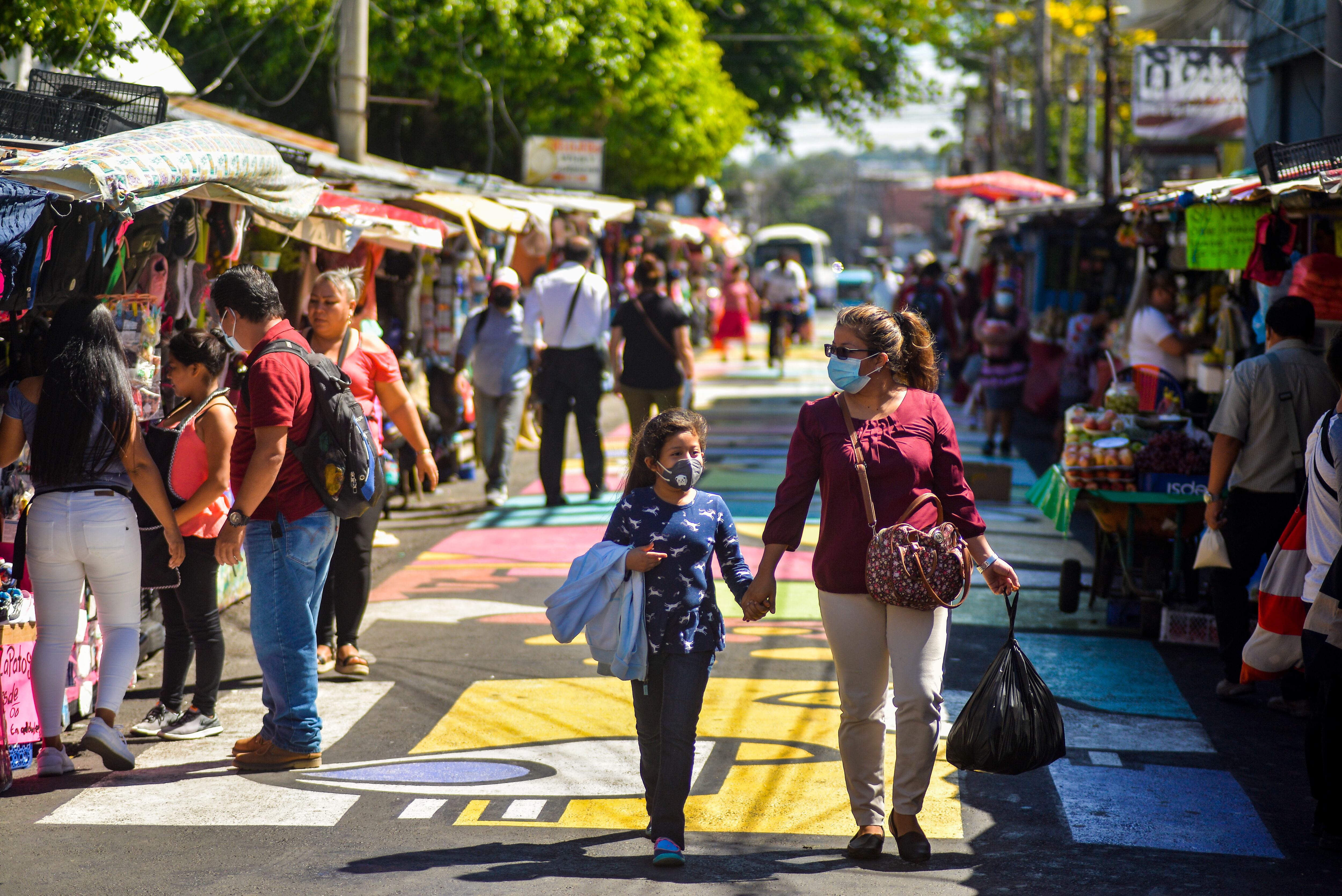 Mujeres en América Latina. (Photo by Camilo Freedman/APHOTOGRAFIA/Getty Images)