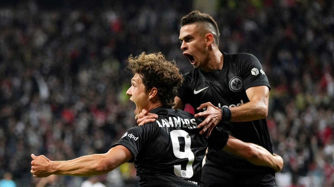 Rafael Santos Borré en el Eintracht Frankfurt.