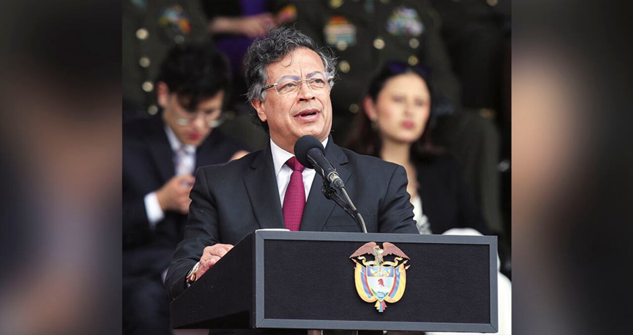 Al quedarse sin discurso político por la aprobación de la reforma laboral, el mandatario ahora impulsará una constituyente.