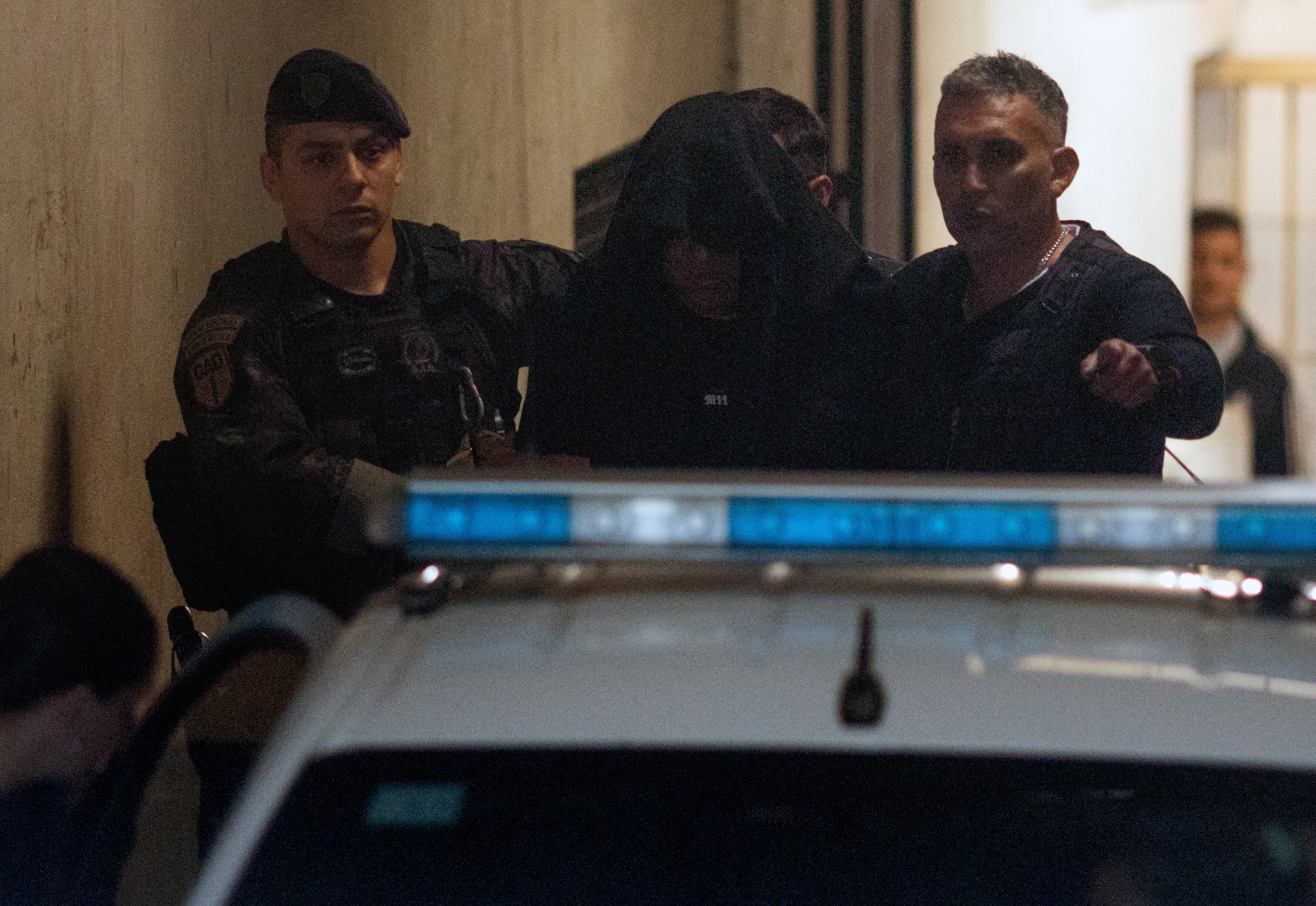 Julio Coria, ex seguridad del fallecido futbolista argentino Diego Maradona, está detenido por falso testimonio.