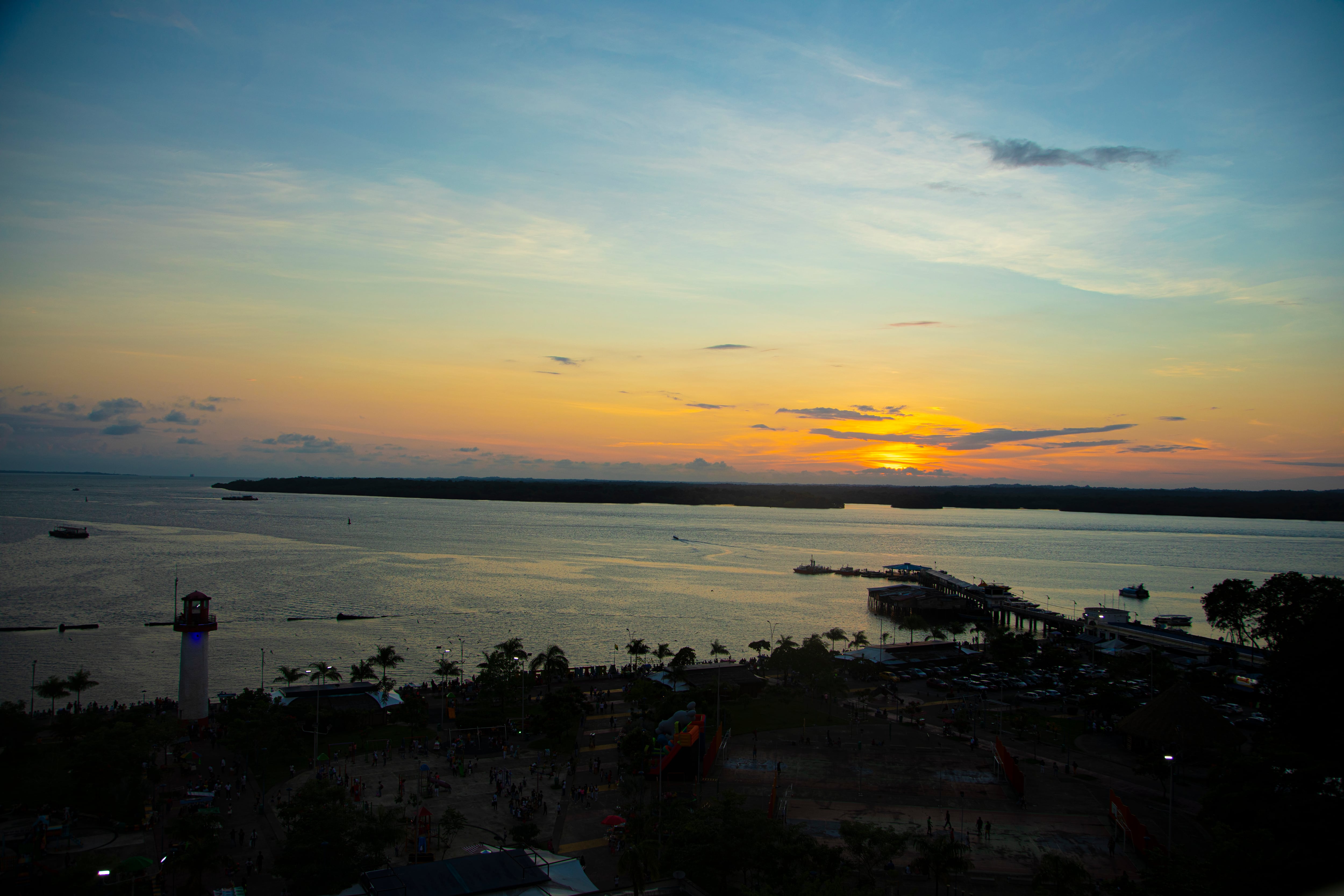 El malecón de Buenaventura, en el centro de la ciudad.