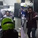 Terror en Cali por hombre que tomó a dos mujeres de rehén en un centro comercial.