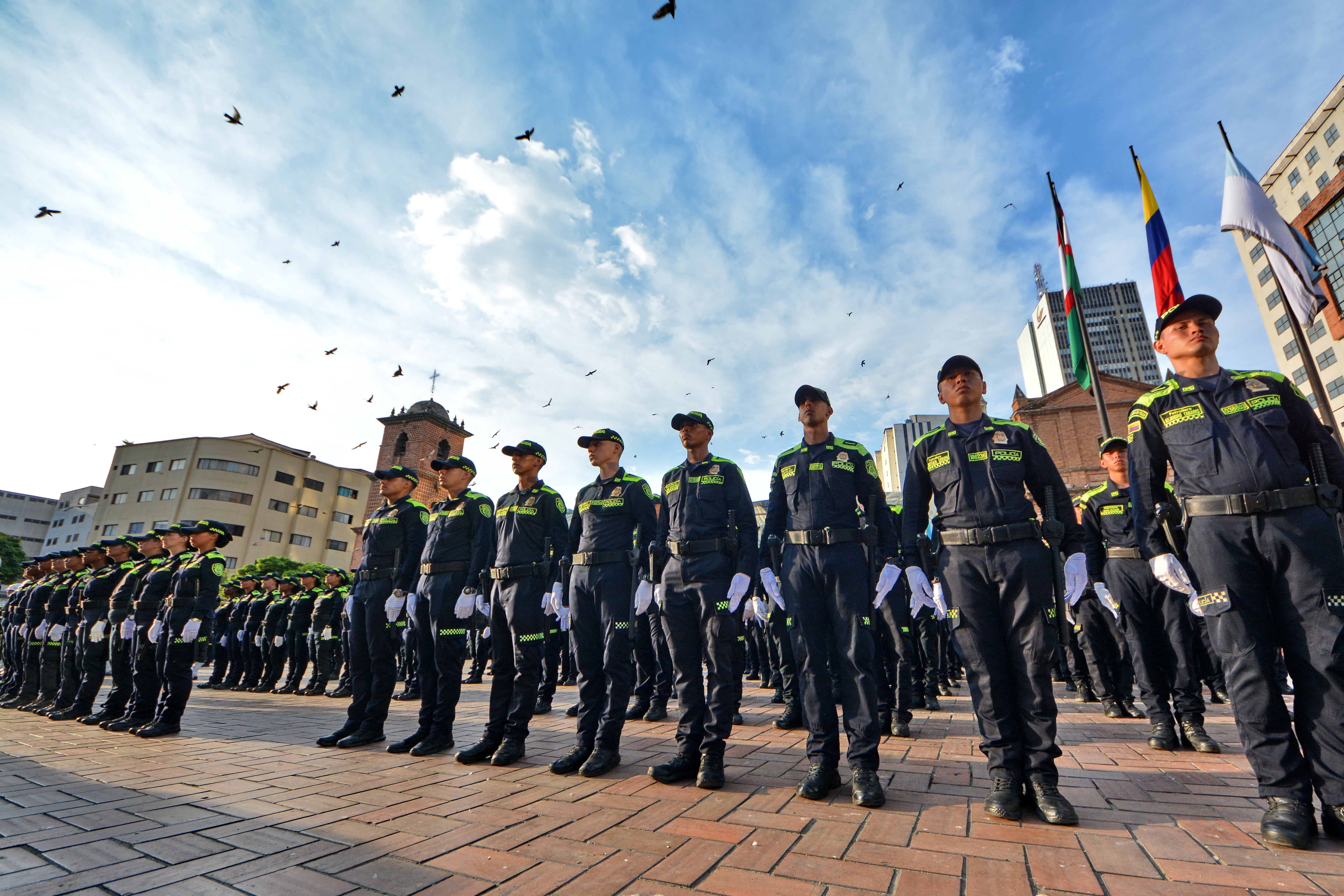 Se presentaron oficialmente los 500 policías que llegaron a reforzar la seguridad en el Valle del Cauca